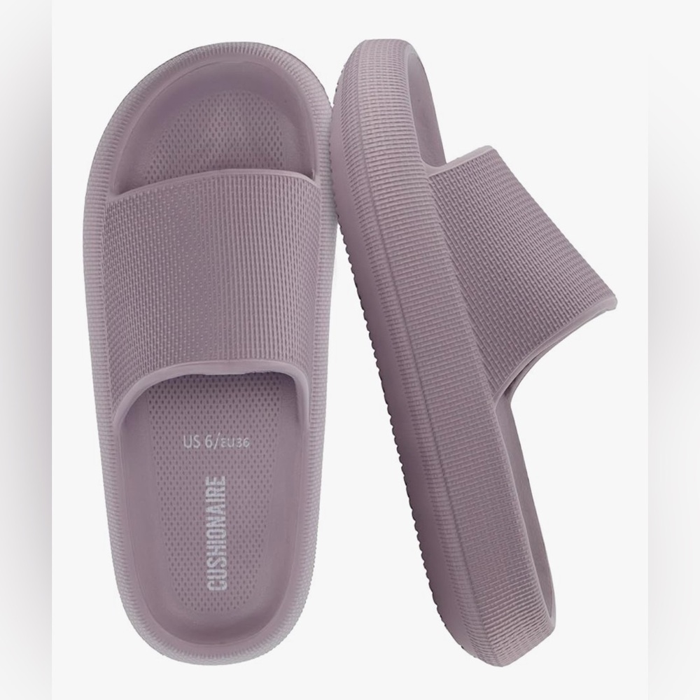 Cushionaire feather Eva slides for women